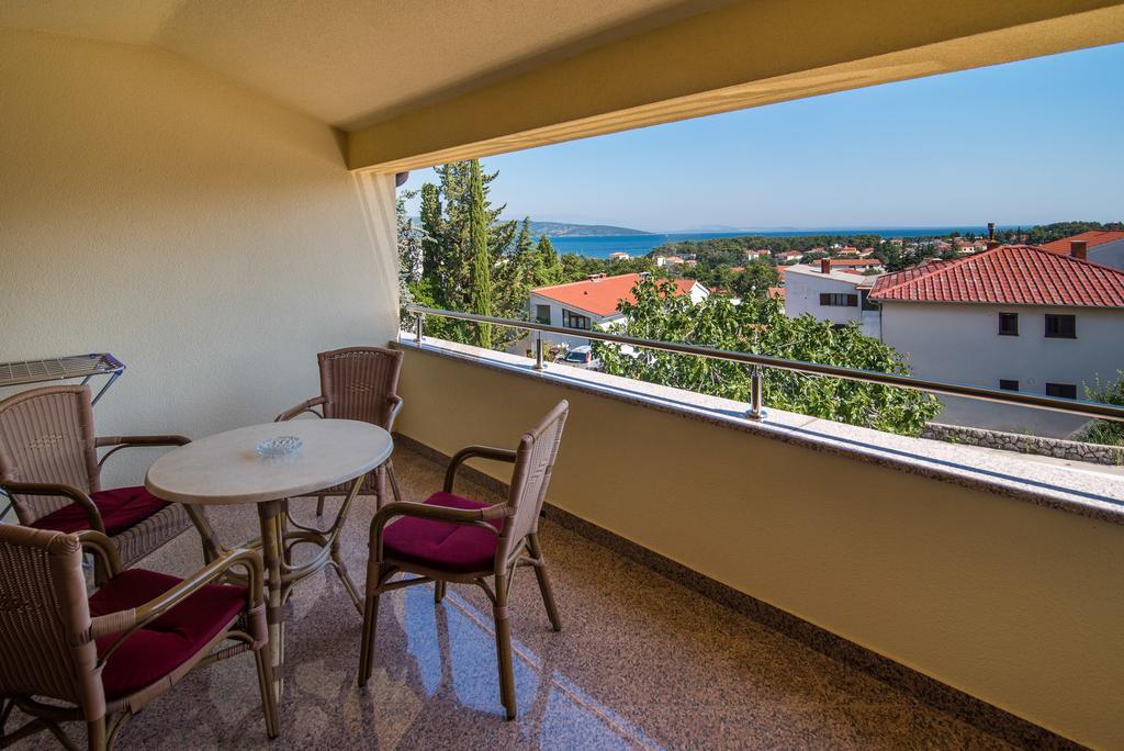 Apartman Slavko Krk Town Exterior foto